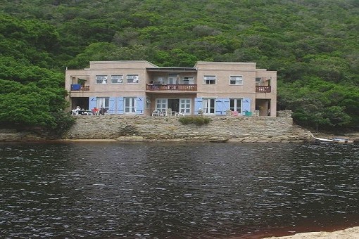 House amidst the wilderness of South Africa in Kaaimas River