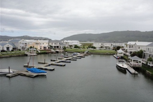 House with jetty in Knysna