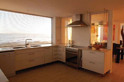 Full equipped kitchen