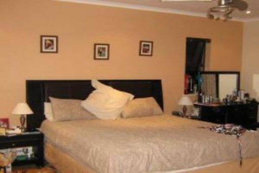 Elegant bedroom