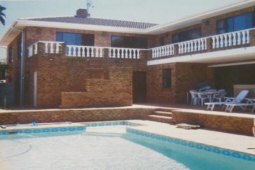 house in Plattekloof